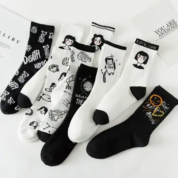 Забавни черни чорапи, дамски есенни антифрикционные чорапи за възрастни от чаено цвят, жакард бели спортни чорапи с надписи на точки
