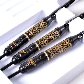 Серия CUESOUL TATTOO 23g стрели със стоманени връхчета от месинг с черно покритие и уникален надпис модел