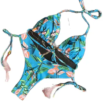 Нов цветен принт шипове Бикини Секси бански на спагети презрамки женски женски бански комплект от две части на бански костюми, плажни дрехи, дама